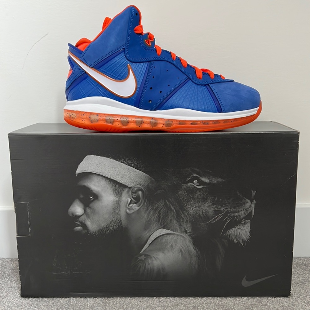 Dead Stock Nike LeBron 8 Hardwood Classic Size US 10